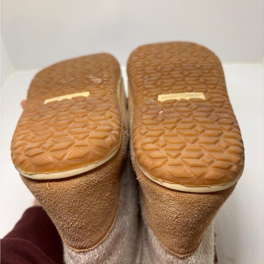 Minnetonka Torrey Slipper Booties tan and cream men’s size 10 - Picture 9 of 11